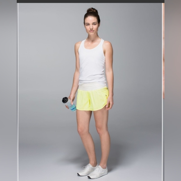🍋Lululemon Short II with 4-way Stretch- size 10- used condition🍋 - Picture 1 of 9